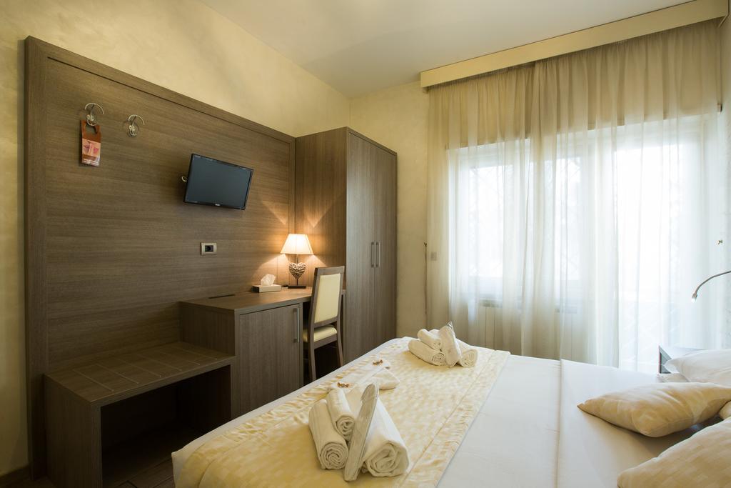Relais Tiburtina Panzió Róma Kültér fotó